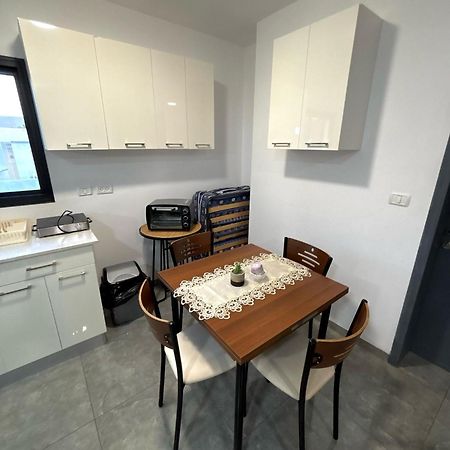 Apartament אירוח אריאל Ha-Goszerim Zewnętrze zdjęcie
