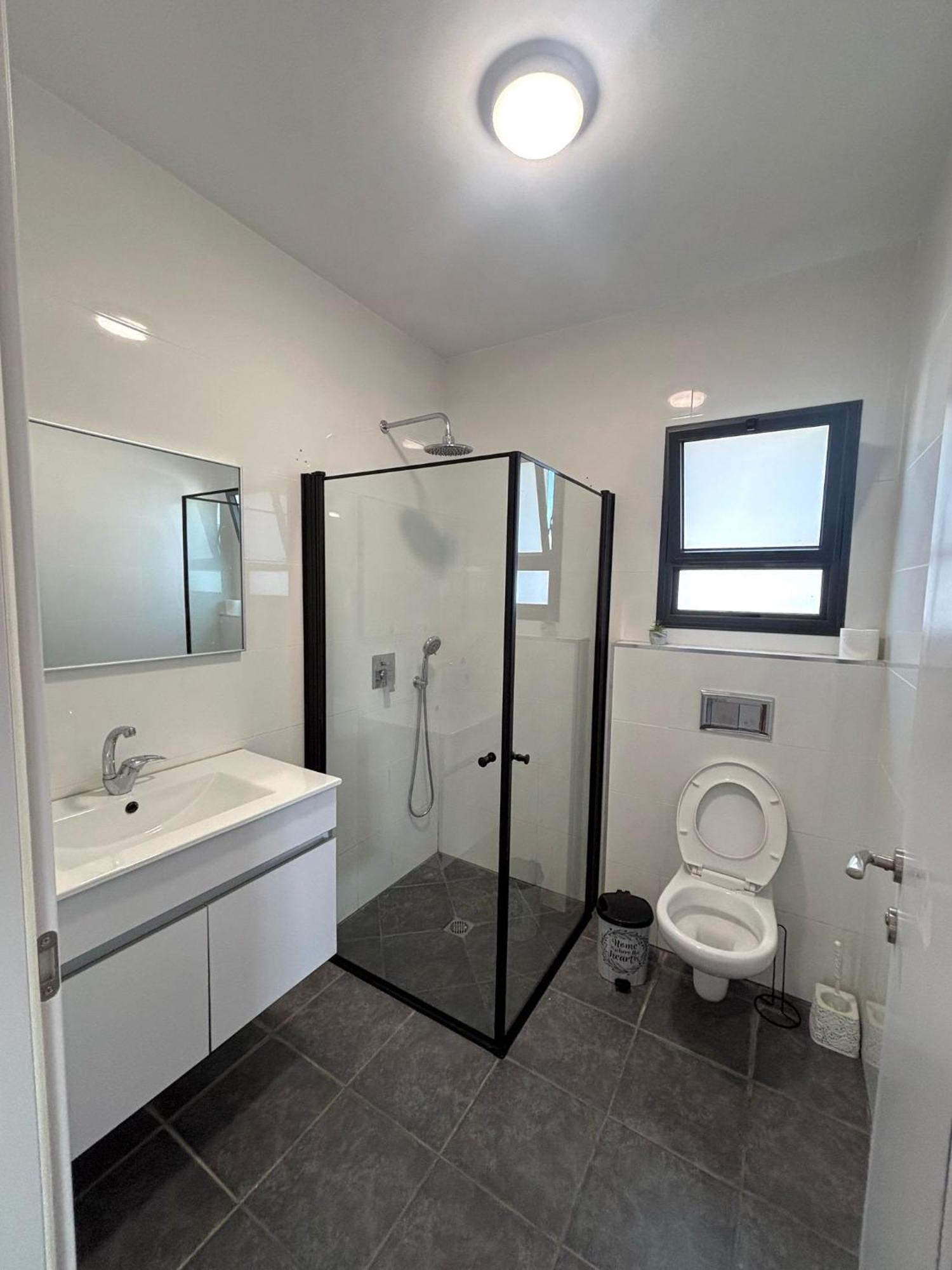 Apartament אירוח אריאל Ha-Goszerim Zewnętrze zdjęcie